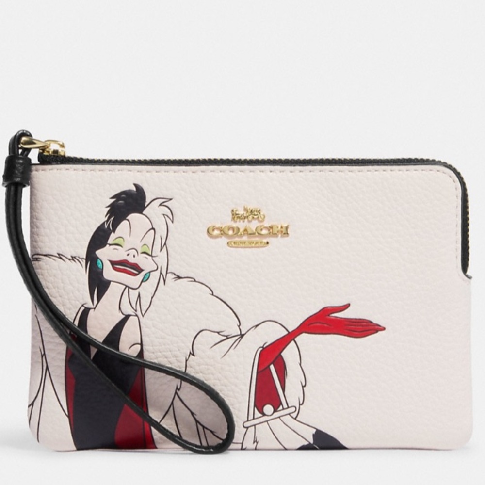 Disney X Coach Corner Zip Wristlet With Cruella